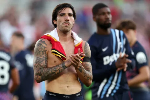 Debut Tonali di Tottenham Berujung Petaka: Rekor 115 Juta Euro Dipertanyakan