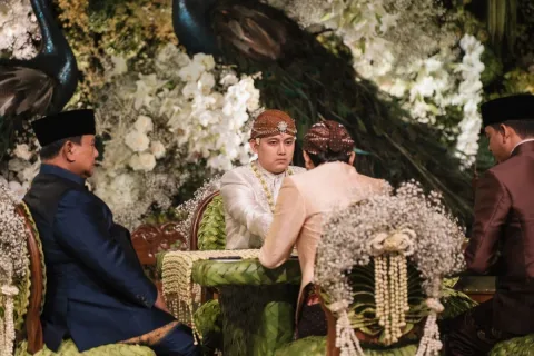 AI Hadirkan Mendiang Orang Tua di Akad Nikah Kasespri Prabowo: Sentuhan Teknologi yang Menyentuh