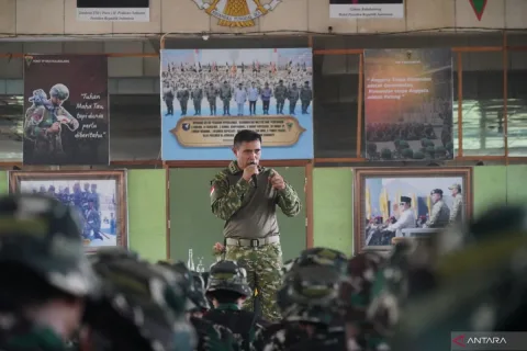 TNI Perkuat Satgas Karhutla Kalbar dengan 420 Personel Tambahan