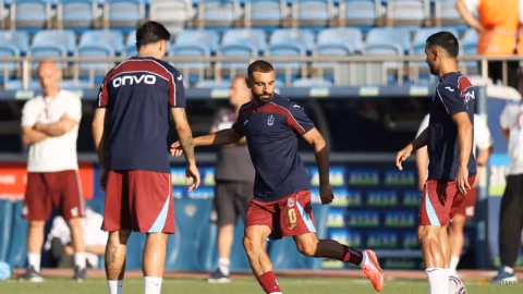 Dua Gol Salah Bawa Trabzonspor Raih Kemenangan Perdana di Liga Turki