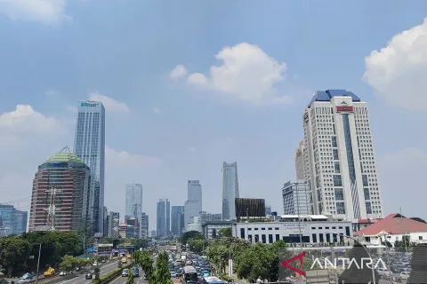 BMKG: Langit Jakarta Diprediksi Cerah Berawan Sepanjang Senin, Suhu Capai 29 Derajat
