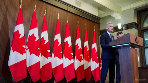 Perang Dagang AS-Kanada Memanas: Gedung Putih Peringatkan Dampak 'Menghancurkan', Ottawa Siap Balas