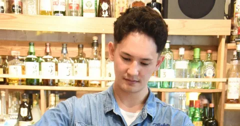 Gelas Bir Anti-Mabuk Karya Brewer Jepang: Inovasi atau Gimmick?