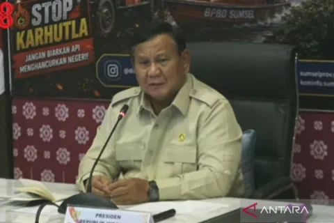 Prabowo Dorong Produksi Massal Tepung Singkong sebagai Senjata Baru Lawan Karhutla