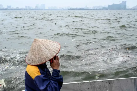 Krisis Kabut Asap Landa Asia Tenggara: Indonesia Kirim Tambahan Pasukan, Singapura Pantau Ketat Kualitas Udara