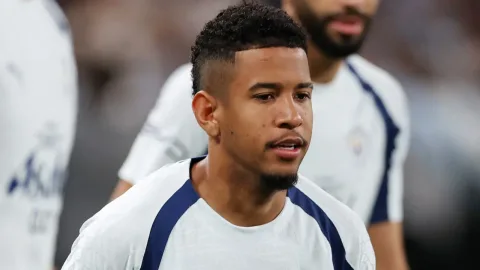 Tottenham Darurat Striker: Savinho Butuh Partner, Mateta Masuk Radar
