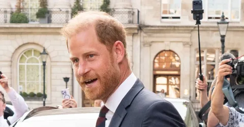 Pangeran Harry Mundur dari African Parks: Skandal Pelanggaran HAM dan Kembalinya ke Inggris