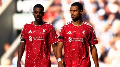 Liverpool Incar Barcola di Menit Akhir, Isak Terancam Tergusur?