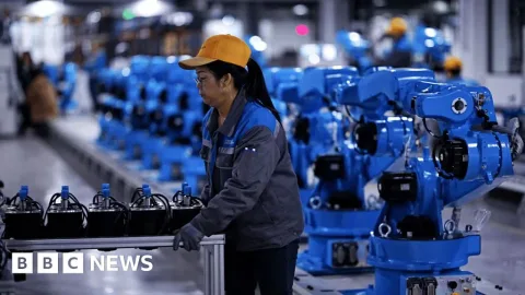 Revolusi Robot China: Antara Lompatan Industri dan Risiko PHK Massal