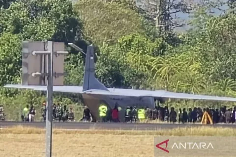 Pesawat Cassa TNI Tergelincir di Bandara Hasanuddin, Hari Kedua Insiden Serupa Terjadi