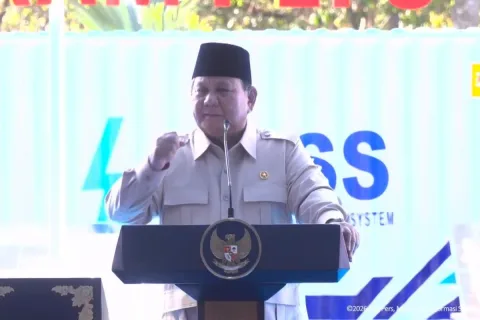Prabowo Luncurkan PLTS 100 GWp di Hari Maulid: Kerja Tanpa Henti demi Kemandirian Energi