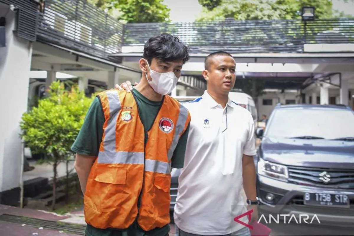 Revaldo Kembali Berurusan dengan Narkoba: Polisi Sita Sabu dan Alat Hisap, Catatan Kriminalitas Artis Kian Panjang