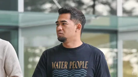 Mengintip Pasangan Mesum Lalu Memeras: Pria Singapura Dihukum Penjara 2 Tahun 10 Bulan dan Cambuk