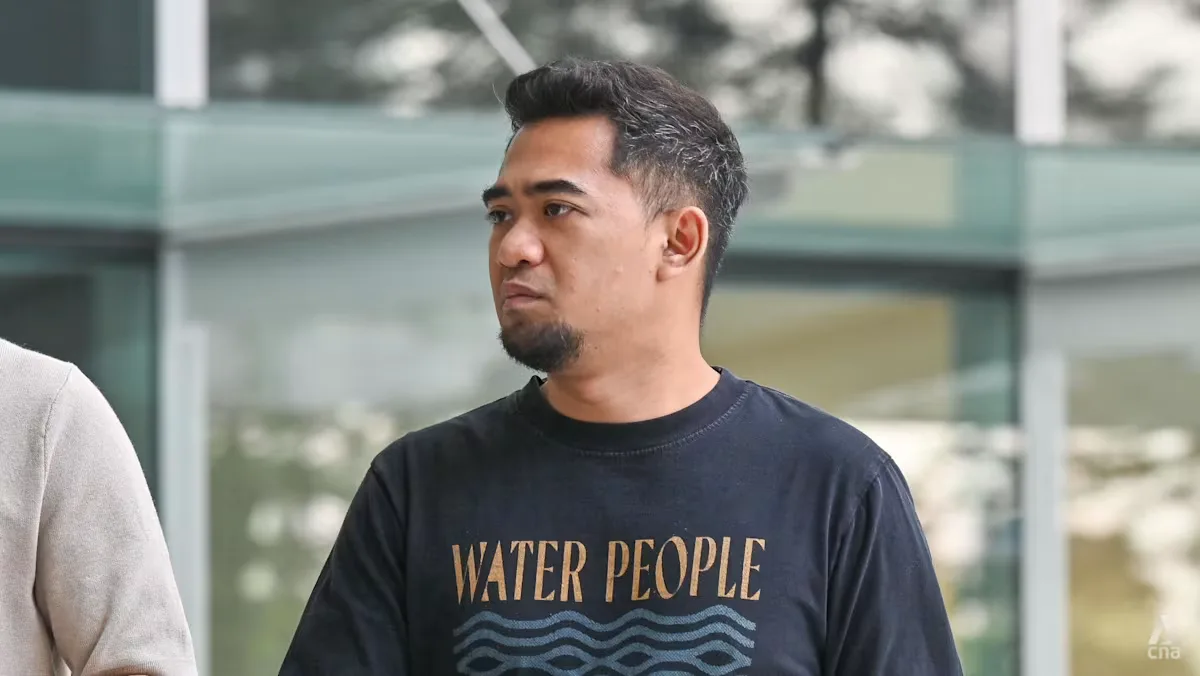 Mengintip Pasangan Mesum Lalu Memeras: Pria Singapura Dihukum Penjara 2 Tahun 10 Bulan dan Cambuk