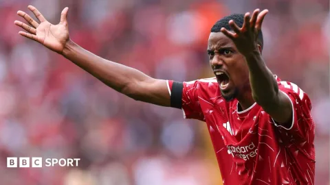 Isak dan Teka-teki Iraola: Dari Rekor Mahal ke Tuntutan di Anfield