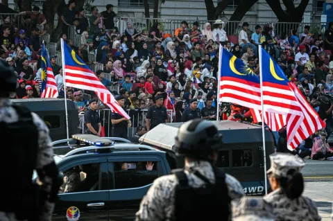 Parade Hari Nasional Malaysia Tetap Digelar di Tengah Ancaman Kabut Asap: Ribuan Peserta Siap Meriahkan