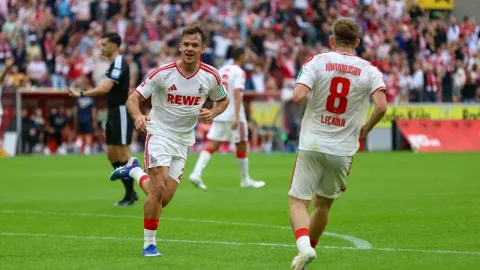 Dallinga Pahlawan Debut: Cologne Balikkan Keadaan 3-2 atas Hoffenheim di Pekan Pembuka Bundesliga