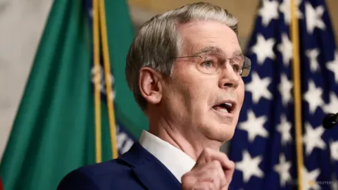 Menteri Keuangan AS Peringatkan Guncangan Yen Bisa Mengguncang Pasar Global dan Membebani Rumah Tangga Amerika