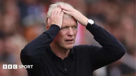 Moyes Buka Suara soal Aksi Suporter Everton: 'Mereka Tak Selalu Salah'
