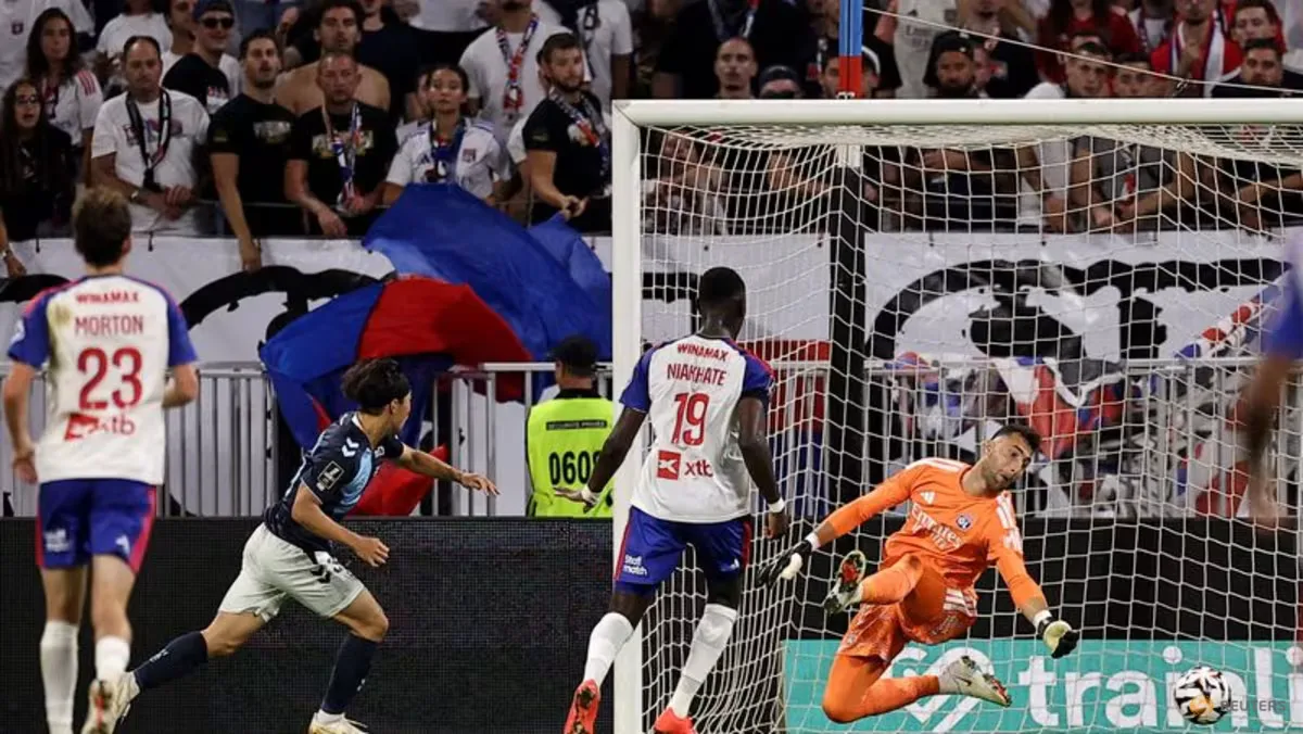 Drama VAR Warnai Imbangnya Lyon vs Le Havre: Gol Dianulir di Menit Akhir