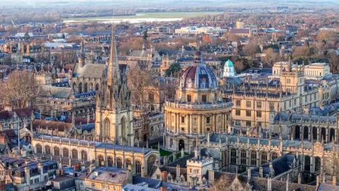 Geger Program CEO Oxford: Eksekutif China Mengeluh, Biaya Rp1,7 Miliar Tak Sebanding dengan Materi