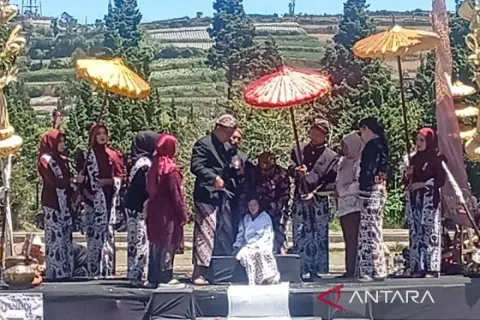 Ruwatan Anak Gimbal di Dieng: Tradisi Hidup yang Menembus Zaman