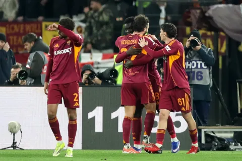 Roma Genjot Bursa Transfer: Robinio Vaz ke Hull City, El Aynaoui ke Leipzig, dan Incar Dua Winger