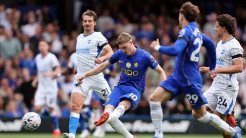 Chelsea Kembali Bergairah: Tiga Kemenangan Beruntun dan Senyum Cole Palmer