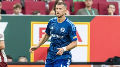 Džeko Cetak Sejarah Bundesliga: Comeback 15 Tahun, Kini Incar Rekor Gol Tertua