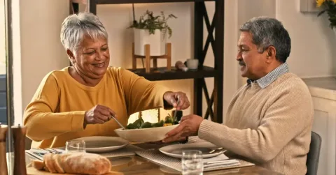 Diet Terbaik untuk Cegah Alzheimer: Tak Ada yang Satu untuk Semua