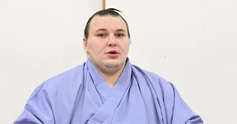Aonishiki Kembali ke Ozeki dan Menegaskan Ambisi Menuju Yokozuna
