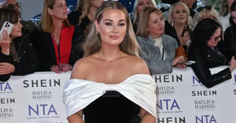 Shaughna Phillips: Love Island Bukan Pilihan Karier Ideal untuk Anak-Anak Saya