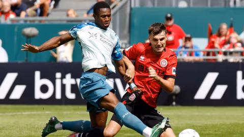 Chelsea Siapkan Tiket ke Stamford Bridge untuk Bomber Muda Leverkusen, Christian Kofane