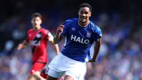 Ipswich Siapkan Tawaran untuk Zian Flemming: Solusi Instan Gantikan Emersonn?