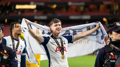Mikey Moore Resmi Dipinjamkan ke Cologne: Winger Muda Spurs Siap Guncang Bundesliga