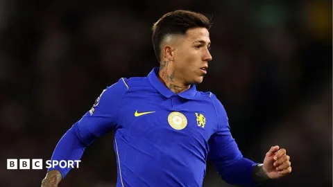 Man City Buka Negosiasi dengan Chelsea untuk Enzo Fernandez: Rekor Transfer Premier League Terancam Pecah