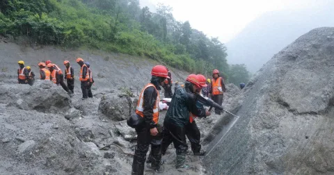 Banjir Nepal Menguji Ketahanan PLTA Himalaya: Pelajaran bagi Indonesia?
