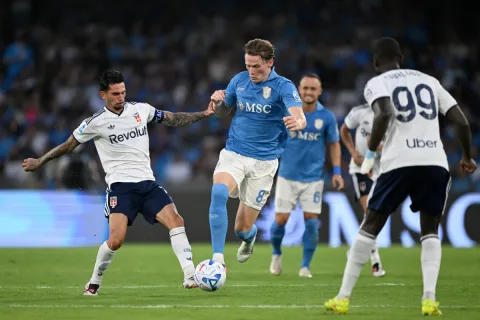 Gelandang Napoli McTominay Jalani Prosedur Jantung, Absen Hingga Jeda Internasional