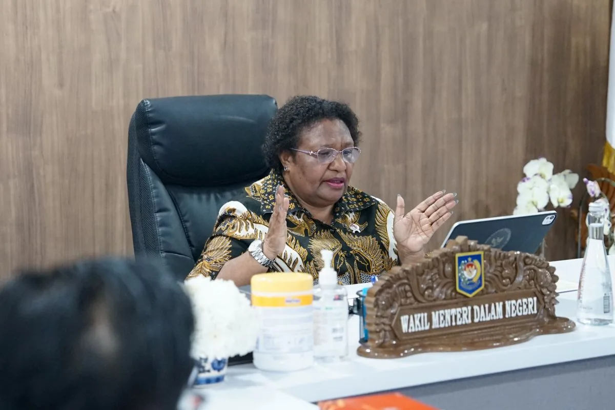 Wamendagri Desak Pemda Siapkan Anggaran dan Regulasi Karhutla Sejak Dini