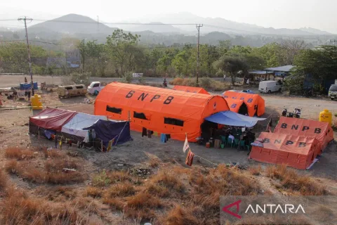 Manggarai Barat Siagakan Layanan Medis untuk 9.000 Pengungsi di Tengah Krisis Gempa NTT