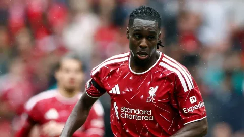 Liverpool Gagal Dapat Malo Gusto di Deadline Day, Sinyal Besar untuk Lini Belakang