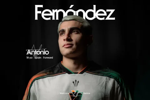 Venezia Kunci Toni Fernandez dari Barcelona: Pinjaman dengan Klausul Beli Kembali Rp400 Miliar