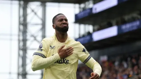 Beto Resmi Hengkang dari Everton, Fiorentina Tebus Rp 337 Miliar