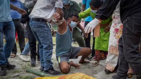 Banjir Nepal: Ribuan Keluarga Gelar Ritual Simbolis untuk Korban yang Tak Ditemukan