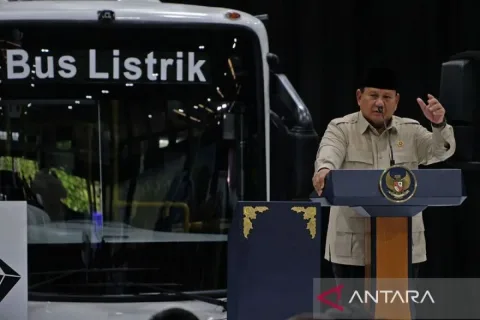 Danantara dan Bakrie Group Garap Kendaraan Listrik Komersial: Modal Negara Masuk ke Bisnis Bus dan Truk