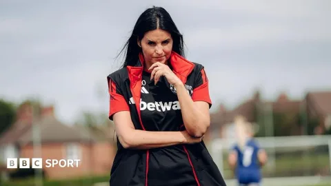 Eva Olid Bawa Misi Sepak Bola Menyerang ke Manchester United: Siap Bungkam Skeptisisme?