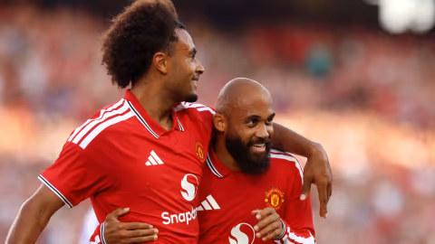 Bintang Muda 15 Tahun Mengancam Posisi Zirkzee di Manchester United