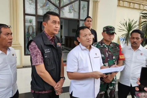 Patroli Malam Satgas Karhutla Jambi Bekuk Pembakar Lahan di Muaro Jambi