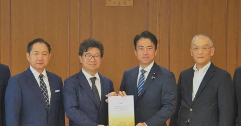 Jepang Pertimbangkan Rekrut Warga Asing untuk TNI: Solusi Krisis Demografi atau Ancaman Kedaulatan?