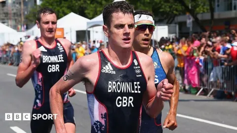 Jonny Brownlee Pensiun di Usia 36: Warisan Medali Olimpiade dan Kisah di Balik Momen Ikonik